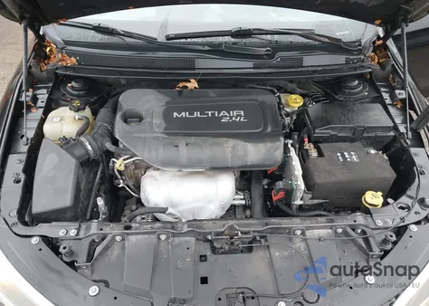 2015 Chrysler 200 Limited из США, поврежденный, VIN 1C3CCCAB7FN642656